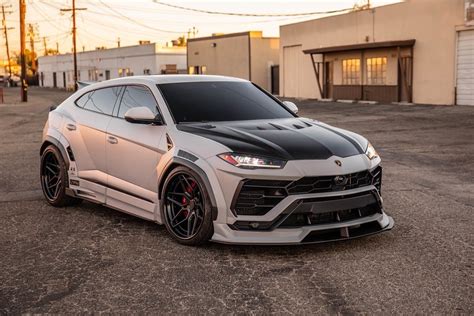 SEMA 2022 Lamborghini Urus Gets Extreme 57 500 Liberty Walk Widebody Kit