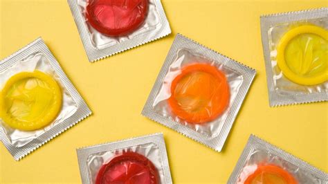 Chicago Public Schools To Provide Free Condoms To Fifth Graders Bin