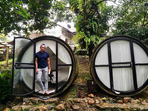 Their airport capsule hotel (also known as izzzleep hotel aeropuerto) is a specialty lodging option that provides guests a. 10 Hotels Near Singapore From $31/Night That Look Like Their Viral Counterparts