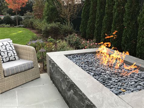 Blazes Of Glory Soul Warming Fire Features Boston Design Guide