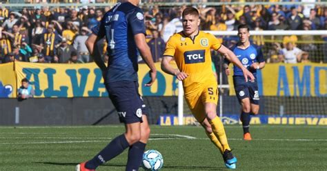 Leonardo el colo gil es un futbolista argentino de 28 años que se desempeña como volante en rosario central. Leonardo Gil: "El equipo hizo las cosas muy bien" | Rosario3