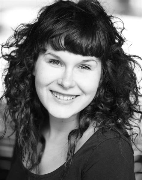 Headshot | Headshots, Actresses, Singer