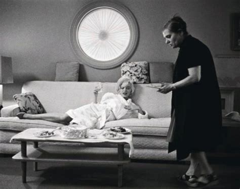 Lawrence Schiller Marilyn Monroe On Couch And Paula Strasburg 1962