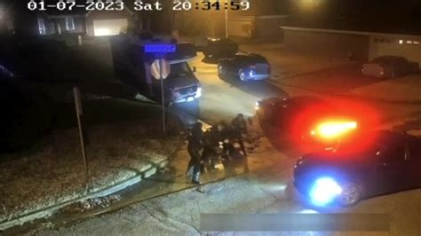 Bodycam Video Shows Memphis Police Officers Beating Tyre Nichols During Arrest