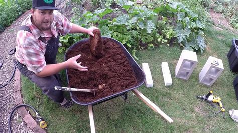 How To Build A Worm Compost Bin Worm Farm That Works