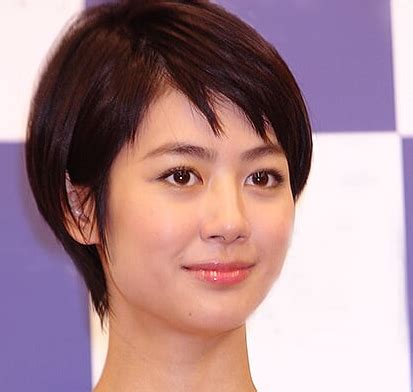 夏目三久「今キムチが大人気らしいよ。 安倍政権が国民の声を聞いていないって言うけど、 マスゴミだって片方の声しか報道しないよね。 #夏目三久 #あさチャン. 夏目三久が「怒り新党」時代の苦悩を告白「収録が終わると ...