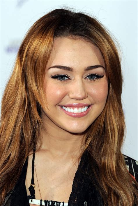 Miley Cyrus Hot Sexy Beautiful Pictures and Wallpapers - 6 ~ Hot-celebs ...
