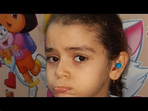 يطلب محمد من عساف مبلغا ماليا كبيرا مقابل تسليمه والدة غفران. ‫حلاوة تعلقت في اذن شفا !! M&M'S STUCKIN EAR‬‎ - YouTube