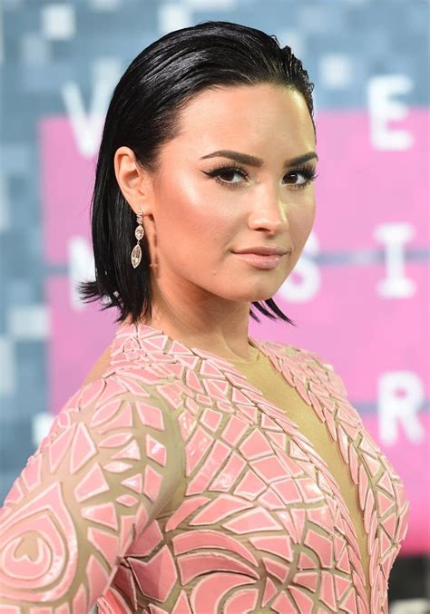 Demi Lovato S 12 Beauty Tips To Feel More Confident Every Day