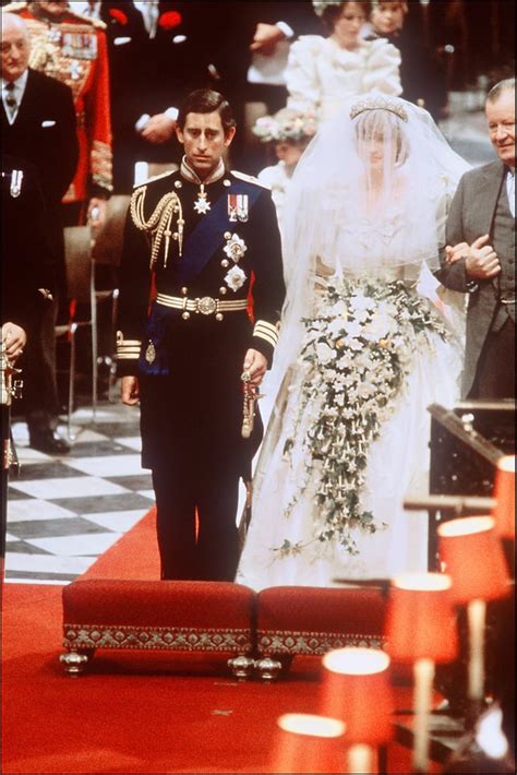 Princess diana and prince charles before their royal wedding (image: July 29, 1981: Prince Charles and Lady Diana Spencer ...