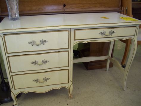 We did not find results for: French-Provenical-Desk-24196.jpg (3296×2472) | French ...