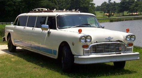 Classic cars and taxis for film,photo shoots, weddings and special events. Checker Limo! 1968 Checker A-12 Aerobus