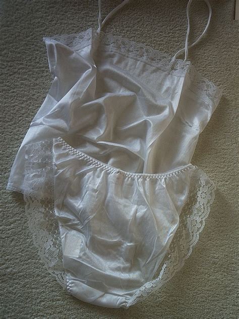 Pretty Silky Virgin White Vintage Nylon Flutter Style Panties And Camisole Ml Ebay