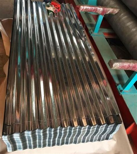 China Galvanized Perforated Corrugated Metal Panel With 10mm Hole
