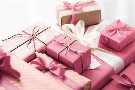 Holiday Ts And Wrapped Luxury Presents Pink T Boxes As Surprise