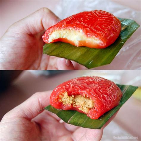 It is filled with freshly made mung bean paste this is the best ang ku kueh or tortoise cake recipe you can find. Kuih Ku - Lowongan Kerja Terbaru
