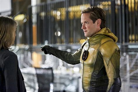 Review The Flash The Reverse Flash Returns
