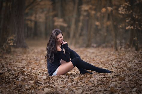 Wallpaper Women Model Brunette Thigh Highs Knee Highs Stockings Depth Of Field Leaves