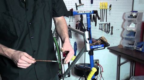How To Install Bicycle Forks Bicyklew