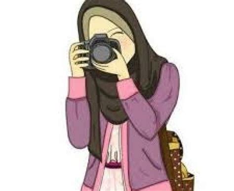Bila objeknya satu orang maka tampak pengambilan gambar dari belakang objek, biasanya objek tersebut hanya terlihat kepala atau bahunya saja. Keren 30 Gambar Kartun Perempuan Muslim- Gambar kartun ...