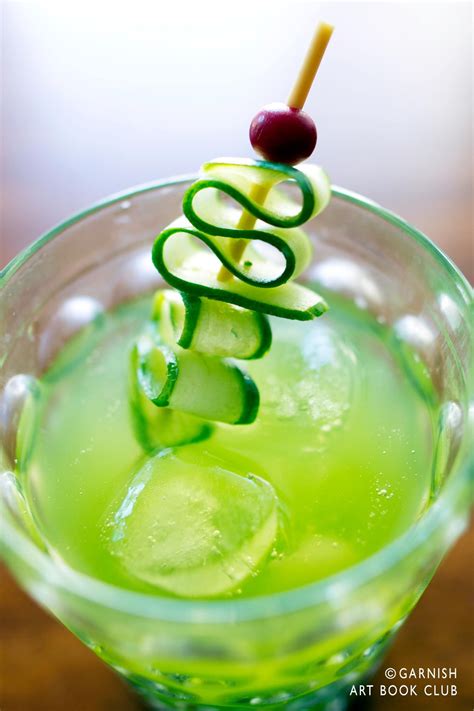 Cucumber Garnish Mocktail Recipe Food Garnishes Cocktail Garnish