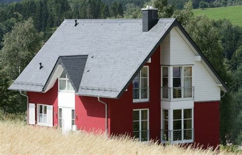 Ein immobilienkredit ist eine langfristige entscheidung für mehrere jahre. Wann lohnt sich eine Dachreinigung? - Rathscheck Schiefer