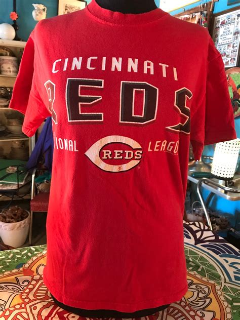 Vintage Cincinnati Red T Shirt Reds T Shirt Cincinnati Reds