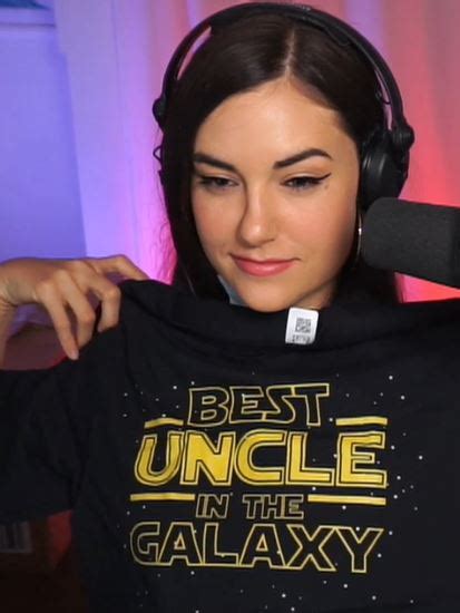 Tw Pornstars Sasha Grey Twitter Live Right Now On Twitch Doing Some Unboxings Before Hopping