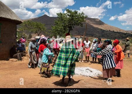 Women Dancing In A Basotho Initiation Ceremony In A Village Near Pitseng Leribe Lesotho Stock