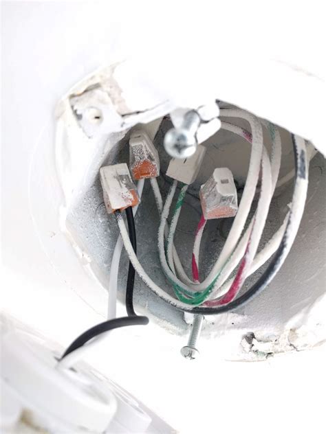 Wiring A Ceiling Fan With Black White Red Green In Ceiling Box And