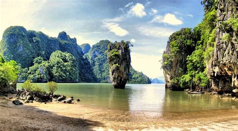 12 Beautiful Islands Near Phuket You Should Definitely Visit
