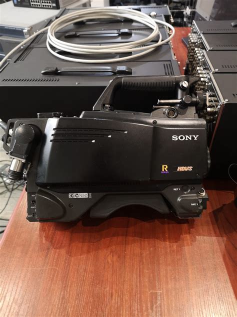 Sony Hdc 1500r Multi Format Fiber Studio Camera System Used Used
