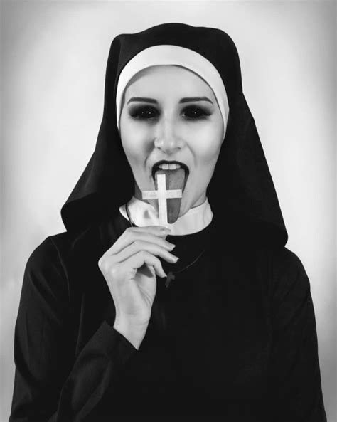 Budoir Photography Dark Photography Photography Women Bad Nun Aesthetic Sister Carrie Hot