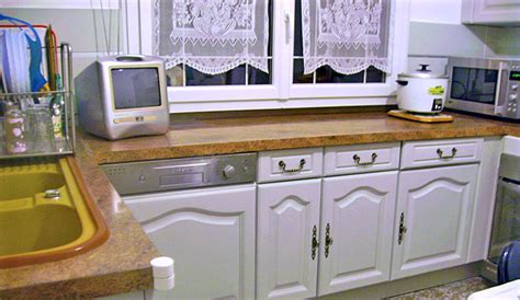 Comment rénover sa cuisine en 3 étapes cruciales ? Mobilier table: Renovation cuisine peinture