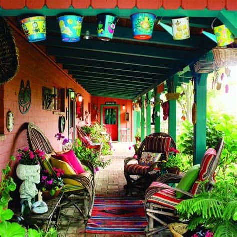 Mexican homes are characterized by the warm and welcoming ambiance and intricate interior décor elements. Viva Mexico | Mexican home decor, Mexican garden, Mexican ...