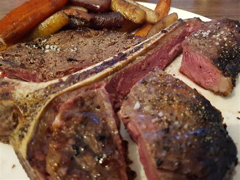 Bone density tests differ from bone scans. T-Bone-Steak vom Discounter - GUNS HUNTING BBQ