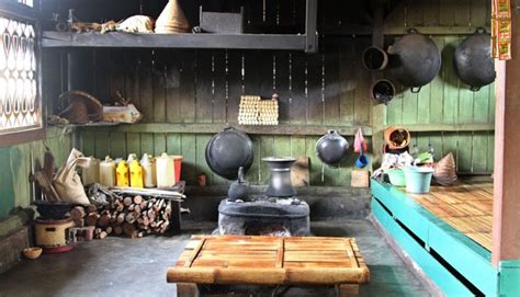 Dapur menjadi lokasi esensial di rumah. Dapur Rumah Kampung Tradisional | Desainrumahid.com