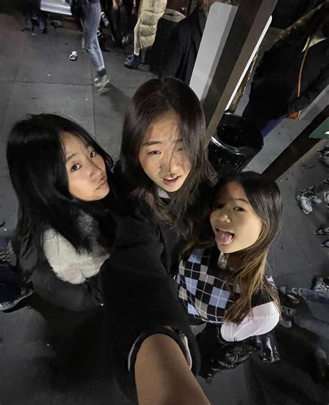 Ha Sisters Sister Pictures Cute Selfie Ideas Poses