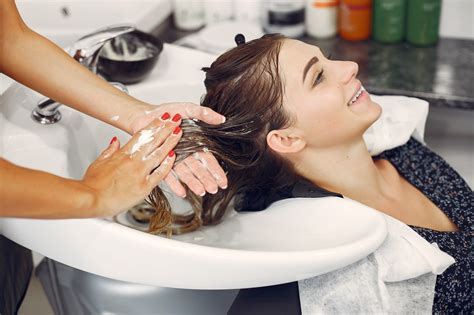 A Complete Guide To Hair Spa And Its Benefits Envi Salons