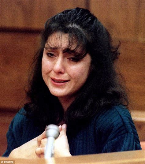 Lorena Bobbitt Who Cut Off Abusive Husbands Penis Still Dealing With Her Infamy Daily Mail