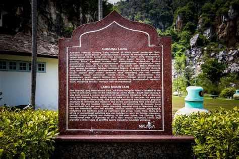 Mount gede pangrango national park is a national park in west java, indonesia. Gunung Lang Recreational Park - Tourism Perak