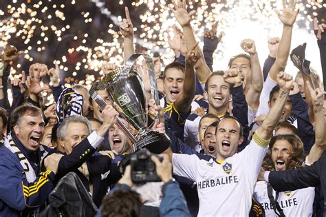 Donovan Will Rejoin Galaxy In March The New York Times
