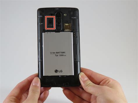 Cdma phones like the 5400 do not use sim cards. LG G Vista SIM Card Replacement - iFixit Repair Guide