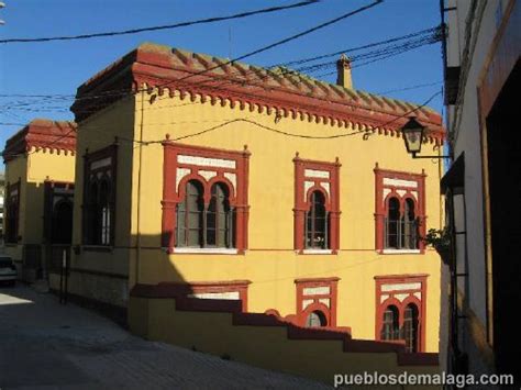 Of note is the party spell of the moon mora in september and week santa.casa blanka is a village house of traditional andalusian architecture of the nineteenth. Ayuntamiento de Carratraca - Pueblos de Málaga