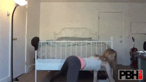 Twerk GIFs 47 Of The Sexiest Butt Shaking GIFs You Ll Ever See