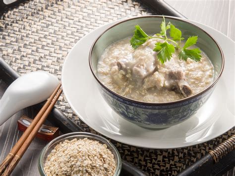It's cheap, quick, and full of the unfortunately, oatmeal can also be super underwhelming. Pork Rib Oatmeal Porridge Recipe | Buffalo Cookware Malaysia