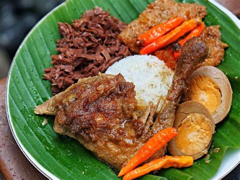 Nama Makanan Khas Daerah Di Indonesia Dan Penjelasannya Blog Mamikos