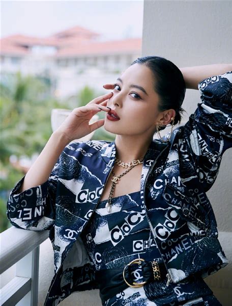 Actress Xin Zhilei Releases New Fashion Photos Cn
