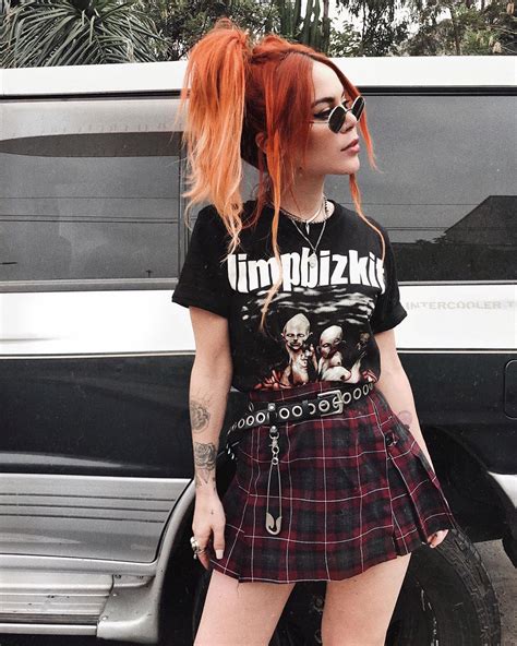 Le Happys Luanna Spotlighting The Grunge Fashion Icon HUSSKIE