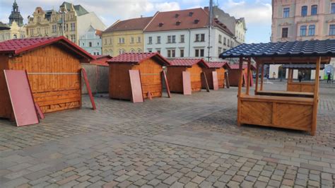 Plzeň bude mít tradiční vánoční trhy, na náměstí Republiky ...